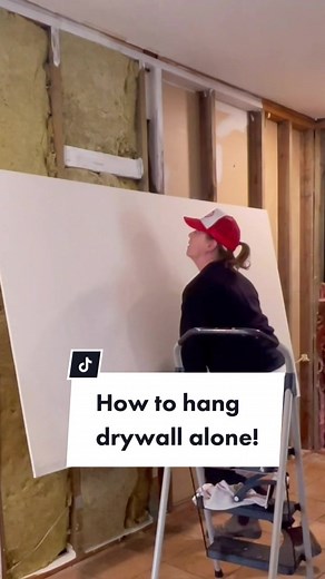 Tips for Hanging Drywall Alone