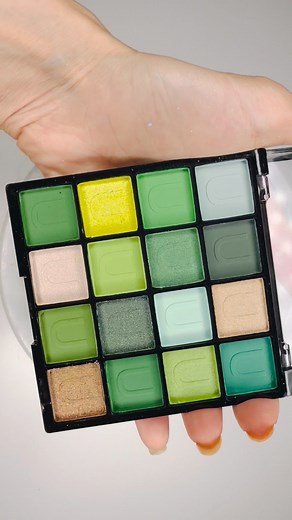 103K views · 1.2K reactions | Coloring Slime with Cute GreenMakeup! Part2 #asmr #satisfying #makeup #makeupslime #lipstick #lipstickslime #lipgloss #lipbalm #eyeshadow #mascara #glitter #glitterslime #bear #green #honey #cute #viral #asmrsounds | Elena.slimee | Facebook