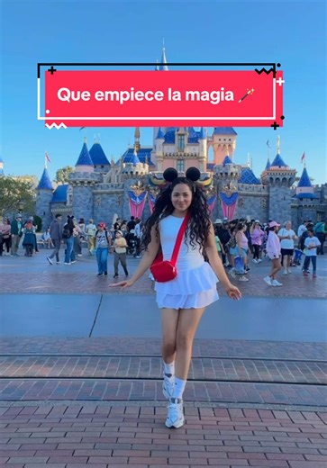 Que empiece la magia ✨🪄💜 @Disney Parks #disneyland7 | Disney World Orlando