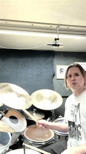 Exploring the Drumming Style of Brooks Wackerman