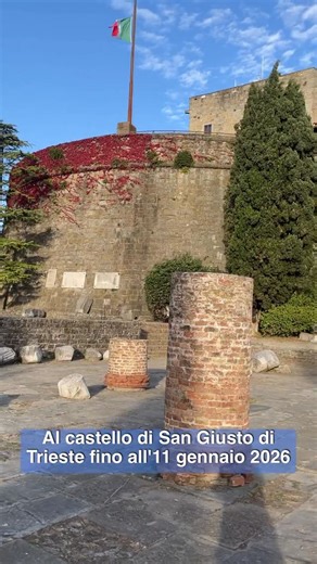 Discover Trieste on Instagram: "🏰 Al Castello di San Giusto fino all’11 gennaio 2026 puoi visitare la mostra Valvasor in Istria. Viaggio nel libro “La gloria del Ducato di Carniola”, un monumento della storiografia locale. La mostra è stata ideata e curata dal Museo Storico e Navale dell’Istria in occasione del 333esimo anniversario della pubblicazione della monumentale opera dell’erudito Johann Weichard Valvasor Die Ehre deß Hertzogthums Crain (La gloria del Ducato di Carniola). Allestita nell