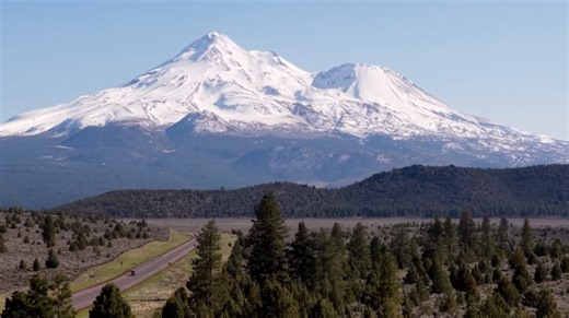 Mount Shasta climbers urged to prepare for sudden weather changes