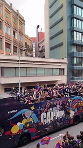 798K views · 10K reactions | Eva Elfie filmée lors du défilé du titre de Barcelone 﫣 Si vous savez, vous savez  | Fans de Barcelone | Facebook