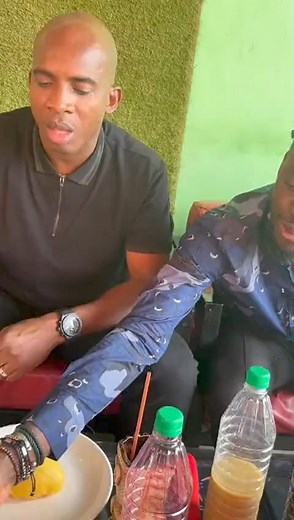 87K views · 1.1K reactions | Après la partie de baby-foot, place au repas  | Soutien aux etalons du Burkina Faso | Facebook