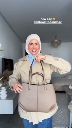 @aphrodite.handbag on Instagram: "Dupe polène: Petite taille, grande élégance 📞 Plus d'informations : 29577765 #polene #petitsac #sac #handbag #modefemme"