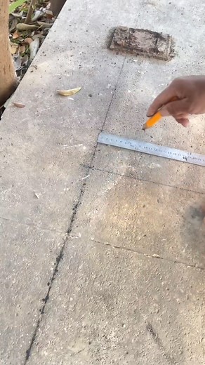 2.1M views · 10K reactions | Don‘t build cement Garden Fence! Use...