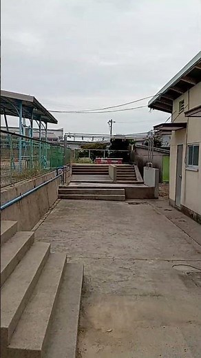 小学校・プール・消毒槽（腰洗い槽）跡