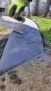 An EZ fix roll! #edging #landscape #concretecurbing #takeaNAIRbreak | Yuuhai Omega