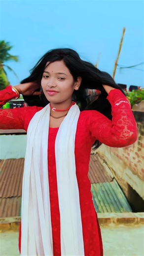 𝙼𝚊𝚍𝚑𝚞 🕊️ on Instagram: "Sunega krish ka gana.... . . . @cinee_madhuu . . . #instagrameels #explorepage #song #look #fitnessmodel bts cute cutegirl black intadaily model walk vairalfyp rap walking fitness instagood blacklover reelitfeelit rreels exploremore foryoupageedit editing capcutpro"