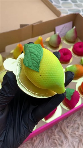 Les fruits classiques 🍑🍏🍋🍐🍊 #حلوياتجزائرية🇩🇿🇩🇿🇩🇿 #حلويات #حلوياتتقليدية_عصرية_جزائرية #حلويات_جزائرية #capcut_edit #مستغانم #gateau #gateauxalgeriens #حلويات_سريعه #عمرة #حج #اعراس_جزائرية #اعراس #lesfruits🥝🍇🍊🍉🥥🍍🍋 #mostaganem #fruits #gateauxtraditionnels #حلويات_سهلة_وسريعة