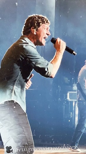 24 reactions | Rob Thomas of Matchbox Twenty showcases his incredible talent at this year’s Greatwoods Xfinity Center #RobThomas #MatchboxTwenty #GreatwoodsXfinityCenter #talent #music #concert #livemusic #amazing #performance #musician #rockstar #inspiration #entertainment #singer #songwriter #songwriter #kylecook #matchbox #20 savingmemoryarchives | Savingmemoryarchives | Facebook