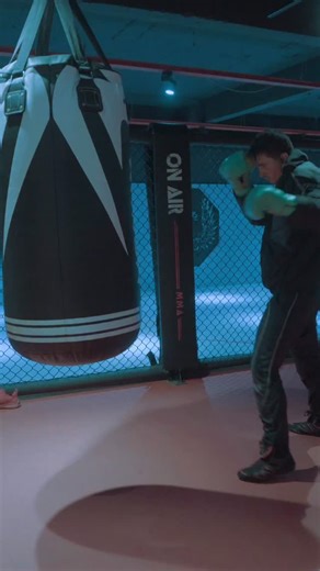 Jetmir Prenga | Boxing & Motivation on Instagram: "5 Variations of the Jab in Boxing ⬇️ • the Stiff Jab • the Step Jab • the Body Jab • the Screw Jab • and the Flicker Jab Save this video & try it out later! I count on you 🫵 JP♣️ •———• Still Improving! Follow @miri_boxing for more! • • • • • #boxinglife #boxing #consistency #trainhard #boxingworkout"