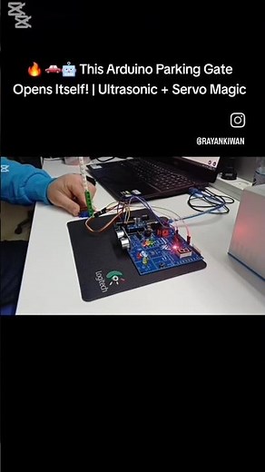 Automatic Parking Gate Using Arduino 🚗 | Ultrasonic Sensor + Servo Motor | EasyBoard by Akram’s Lab
