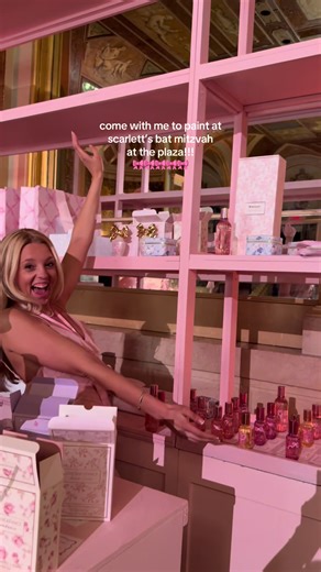 Come with me to live paint at Scarlett’s bat mitzvah at the Plaza!!!! 🎀🎀🎀✨✨ what a perfect & dreamy night!!! So grateful to be a part of this amazing celebration, Mazel tov @Rebecca Hessel Cohen @scarlettcohen @LoveShackFancy !!!!! 💕💕✨🎀🩷💖 #loveshackfancy #theplaza #plazahotel #nyc #batmitzvah