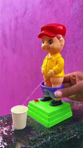 🕴️OUTSTANDING HISS REVIEW: this naughty boy is so 🤣😧 hissing#story#viral #cat #viralvideo#shortvideo