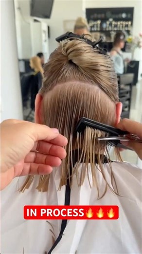 IN PROCESS LONG LAYERS HAIRCUT BY VIVYAN HERMUZ! 🤩✂️🏆✨ #haircut #longhair #layeredhaircut #shorts