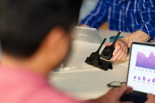 Next-gen ClickShare Button