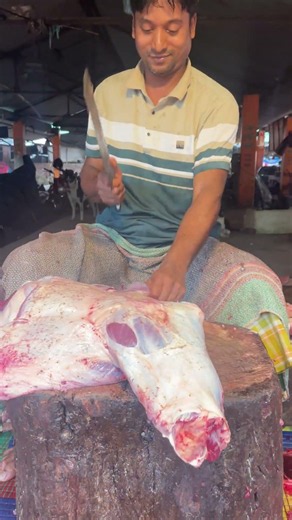 best beef cutting skills #foodclips #meatmarket #best #beeffry #foodshorts #streetfood #meatlovers