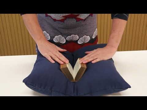 Manual Handling of Rare Books and Manuscripts