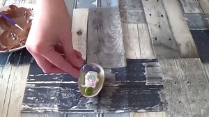 85K views · 2K reactions | Le Kinder surprise fait maison ! :) Plus de vidéos recettes? Aime : La cuisine pour les débutants ! :) | La cuisine pour les débutants | Facebook