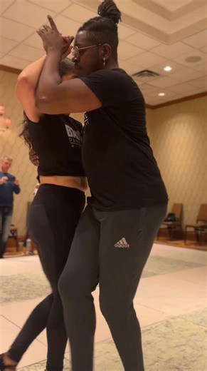 10K views · 361 reactions | Marta Annette & Alejandro, Dj Nice Life & Tamyris Moiane @Bailame Dance Festival 2023 | Kizomba Demos | Facebook