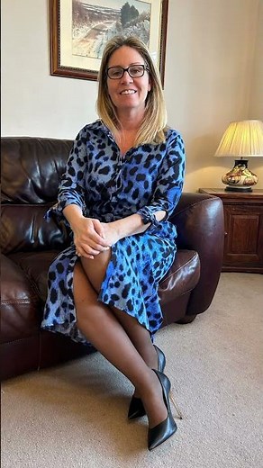 I wore my super cute Dancing Leopard dress into work today 😍👠