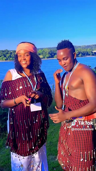 Embrace the Weekend: Monas Wave Recovery