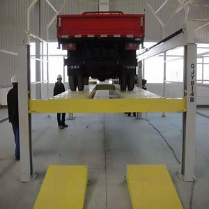 [Hot Item] CE Certified Car Four Post Lift with Alignment Jack