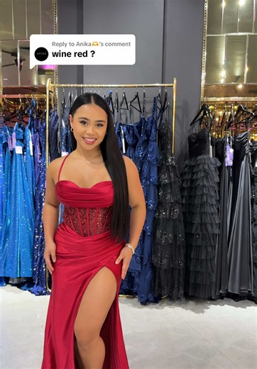 Choosing the Perfect Color for Your Prom Dress