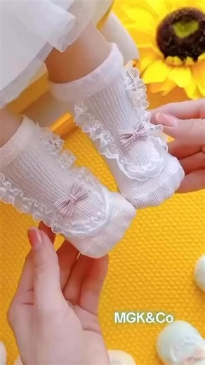 Cute baby socks - www.mgkandco.com | MGK&Co