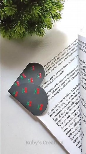 DIY Heart Bookmark ❤️ | Easy Paper Craft Idea for Book Lovers 📚📖 #youtubeshorts #diy