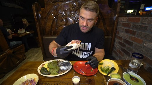 The SPICIEST Shrimp Taco Challenge In America! !his spicy food challenge consisted of 3 Spicy shrimp Tacos & We had 5 minutes to eat the tacos, and were not allowed drinks during the challenge making this a very difficult food challenge | Joel Hansen - Model Vs Food