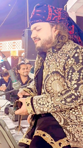 “Kaanch — the soul of Rajasthani rhythm. The moment I played it, the crowd’s love filled the air with magic. 💫 . . . . . #amansabri #amansabriofficial #amanafzalsabri #amanafzalsabrisinger #livemusic #qawwali | Aman Afzal Sabri Singer
