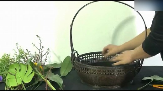 传统插花视频课程，零基础学习传统插花艺术