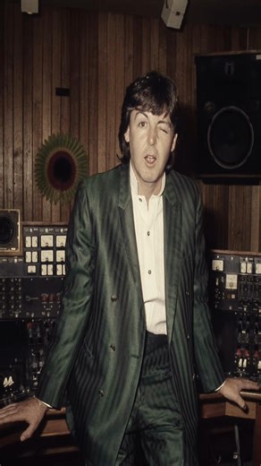 Paul en los 80s 🫦 #paulmccartney #thebeatles #paratiiiiiiiiiiiiiiiiiiiiiiiiiiiiiii #CapCut #80s