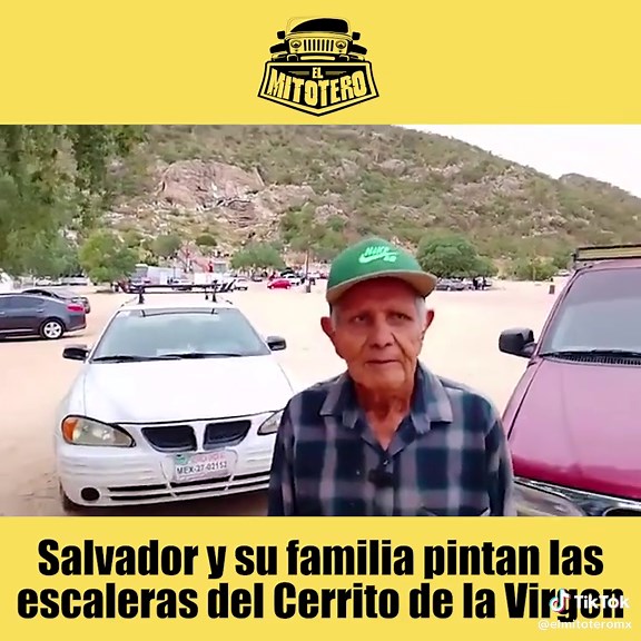 Toda una tradición para la familia de Salvador, el acudir previo a la celebración del 12 de diciembre, a pintar las escaleras del cerro de la Virgen de Guadalupe en #Hermosillo #ElMitotero #OrgullosamenteMitotero