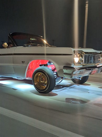 Chill Lowrider Cruise at Night