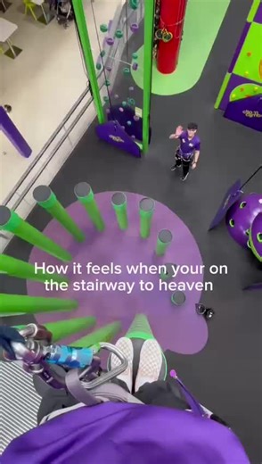 Conquista la Escalera al Cielo en Lisburn