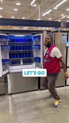 126K views · 268 reactions | If there's one fridge that can handle your mega pre-holiday grocery haul - this is it. | Lowe's Home Improvement | Facebook