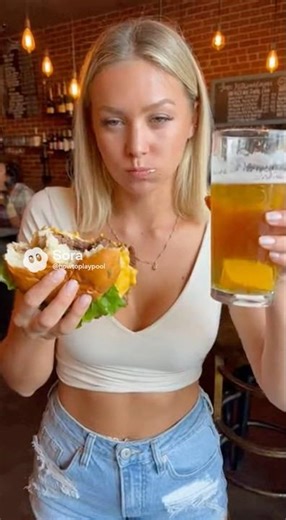 Typical 2009 Carls Jr Commercials #funny #burger