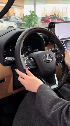 The New 2025 Lexus LX700h