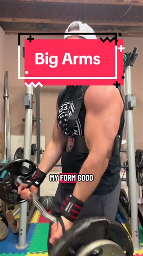 Build bigger, more defined arms faster with this arm blaster that keeps your elbows locked in place so you can fully isolate the bicep muscle during curls and eliminate cheating or shoulder swing. Whether you’re training at home or in the gym, this lightweight but sturdy arm blaster improves form, increases muscle activation, and helps you get that peak contraction every rep for serious arm growth and strength gains. Perfect for beginners learning proper curl technique or advanced lifters chasin