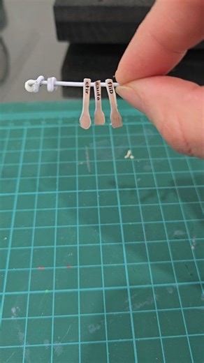 It’s the tiny details that make everything feel REAL 🥹✨ In today’s mini DIY, I’m making a tiny wall hook for kitchen utensils — the perfect finishing touch for a dollhouse kitchen 🍳🍴 Made with simple materials, glue, and paint 💛 Small detail… BIG difference! ✨ Perfect for: ✨ Dollhouse kitchens ✨ Miniature collectors ✨ Tiny home decor lovers ✨ DIY craft fans Would you add this tiny hook to your mini kitchen? 😍 👉 Follow @minimusecrafty for more dollhouse furniture, miniature accessories, and