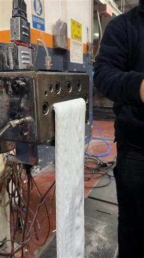 Hayat Kalıp | PVC Extrusion Tooling on Instagram: "🇬🇧 Kitchen Panel PVC Profile by HAYAT KALIP. 🛠️ Testing the complete line: from melt to finished panel with precise grooves and a lamination-ready surface. Every tool is verified on our in-house extrusion line to ensure you receive a proven solution, not a prototype. From CAD design to test runs for any profile geometry: panels, sills, cable ducts, and WPC. 📲 WhatsApp link in bio. 🇹🇷 HAYAT KALIP’tan Mutfak Paneli PVC Profil. 🛠️ Kalıptan b