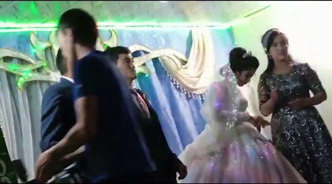 Angry groom hits bride during wedding in Uzbekistan