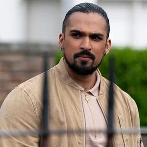 EastEnders Soap Scoop! Elaine exposes a secret
