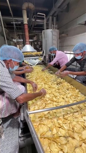 The Amazing process of making potato chips that u dont know 😨