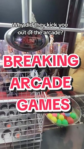 Obnoxious Tourist Behavior at the Arcade