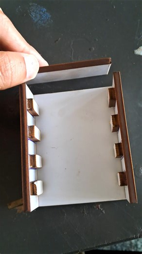 Duy sample container | Research