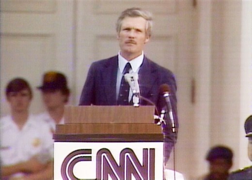 CNN founder Ted Turner recovering from pneumonia